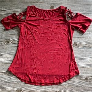 Criss-Cross Sleeve Shirt